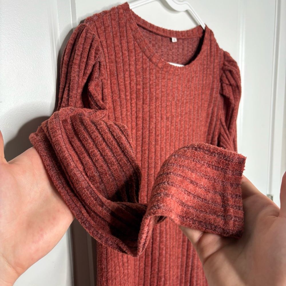 Red Ribbed Long Sleeve Hoodie - Picture 4 of 4